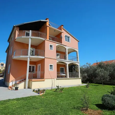 Guest house Lucija
