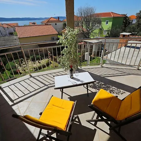 Lucija Guest house 3*