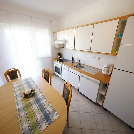 Guest house Lucija